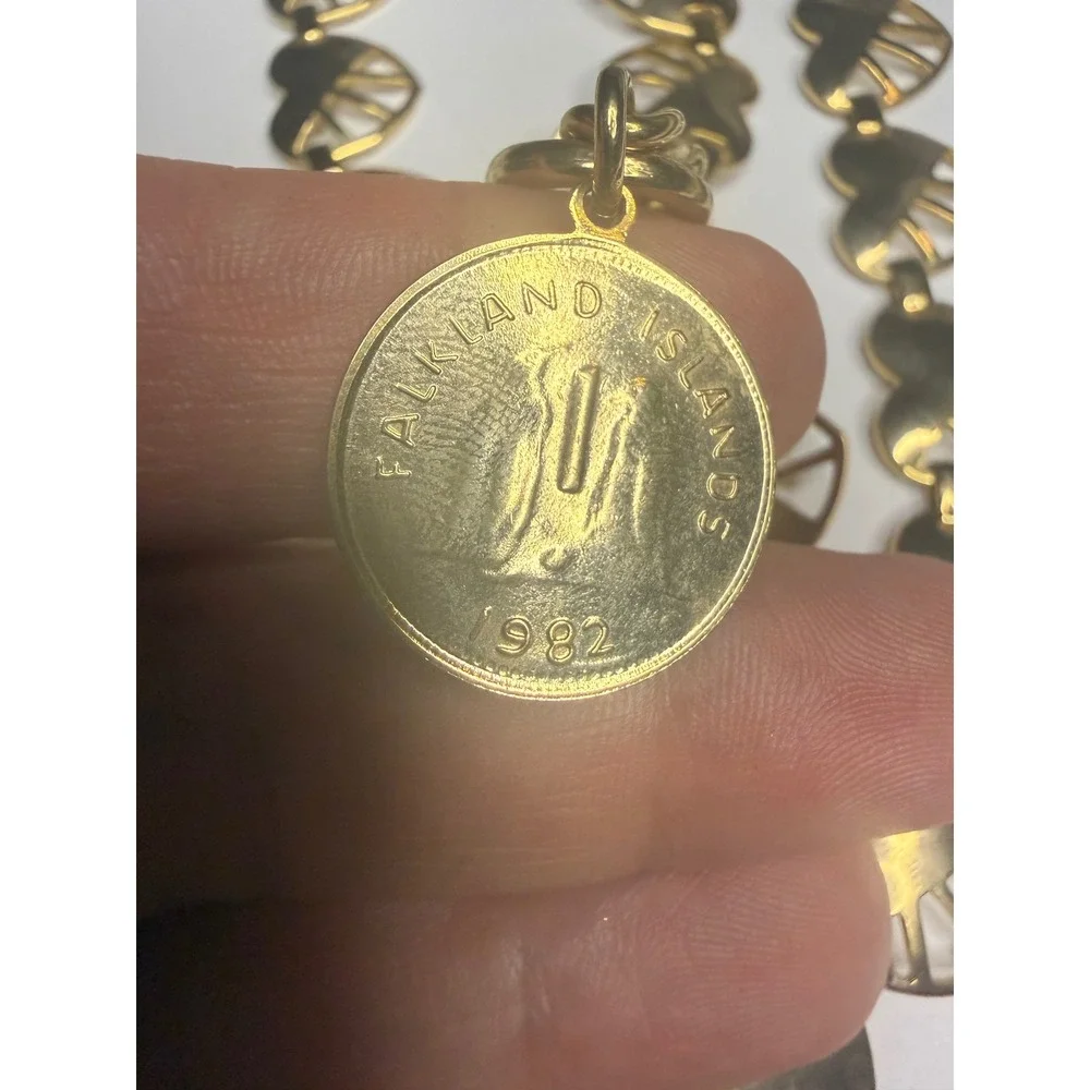 Gold Heart Link Chain Belt Falkland Islands 1982 Coin Charm Adjustable 41 inch
